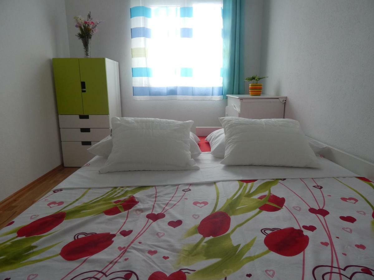 Apartman Karlo Apartment Makarska Bagian luar foto