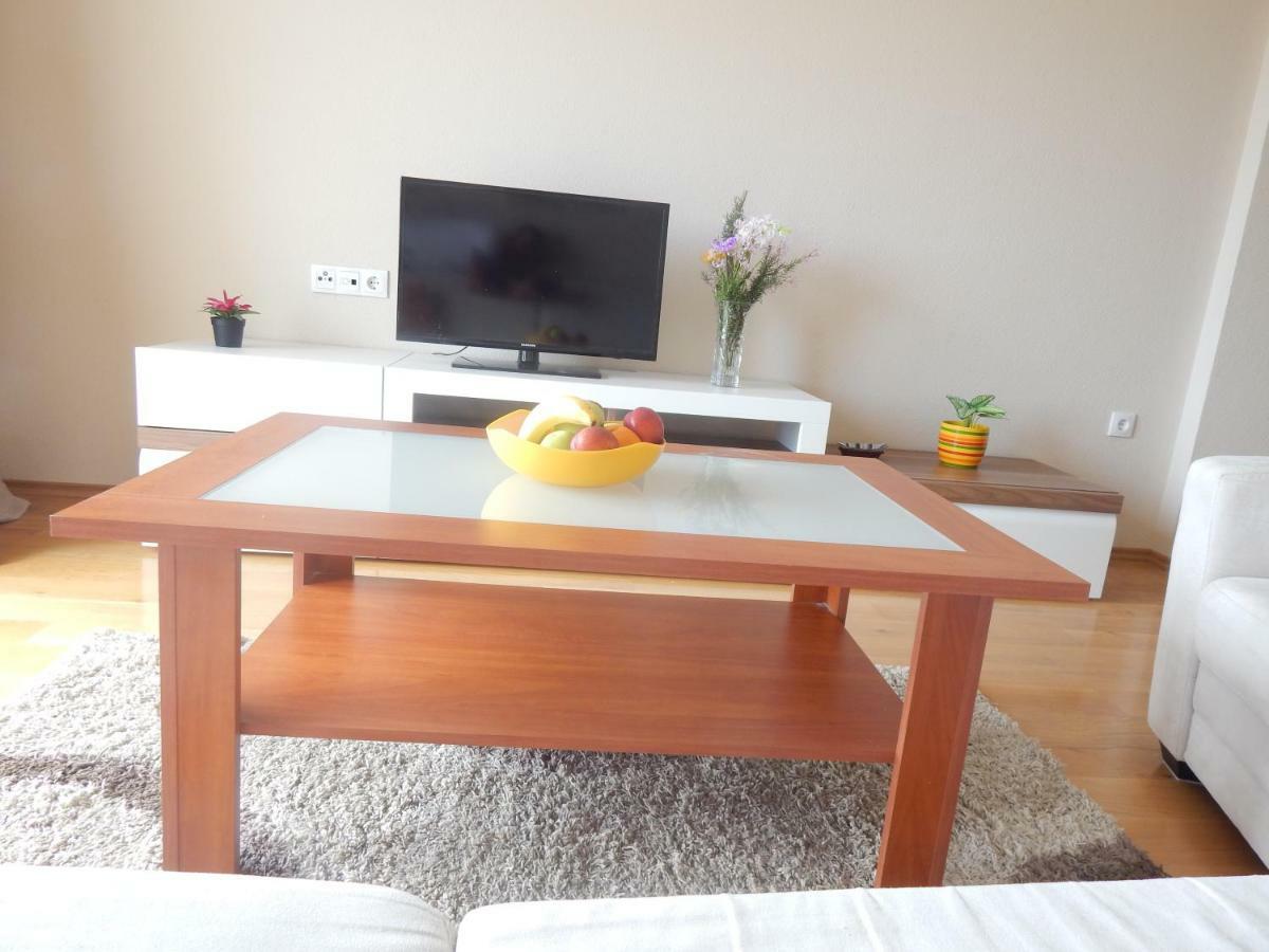 Apartman Karlo Apartment Makarska Bagian luar foto